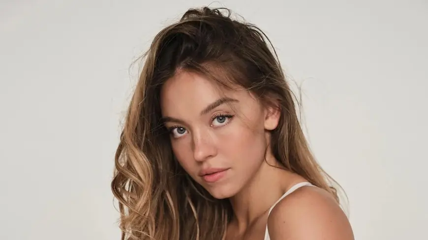 Sydney Sweeney and SYRN: New Lingerie Brand Launch Collides With Hollywood Sign Bra Stunt