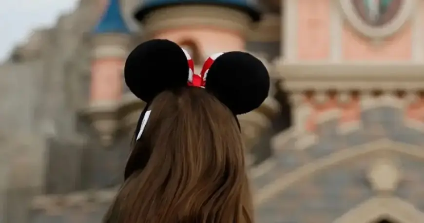 Major UK Travel Company Collapses, Canceling All Holidays After 30 Years