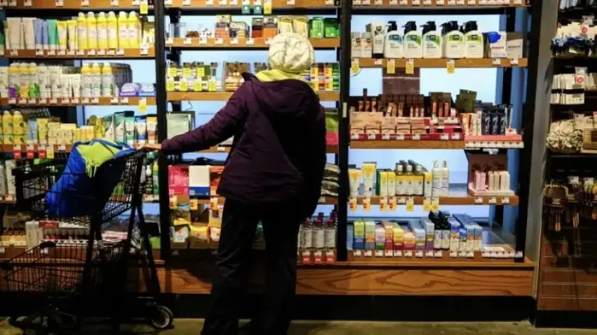 Consumer Confidence Plummets to Lowest Since 2014