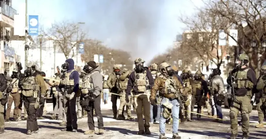 Kristi Noem, Donald Trump Concede Defeat in DHS Dispute