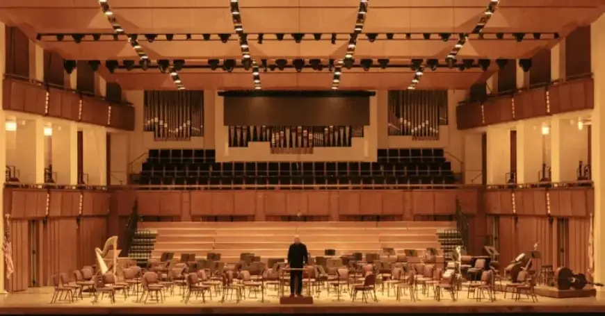 Philip Glass Withdraws, Kennedy Center Symphony Perseveres