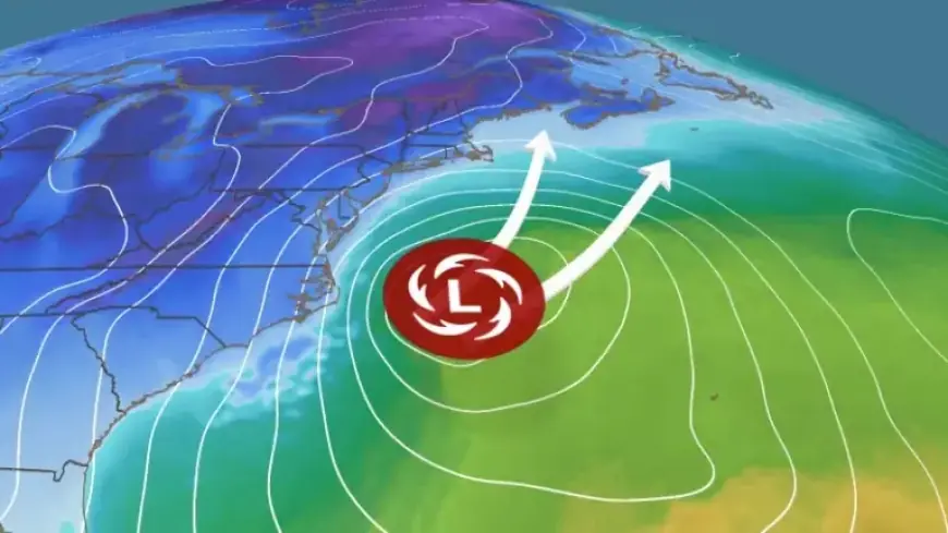 Bomb Cyclone Predicted Off East Coast: Weekend Scenarios Explained