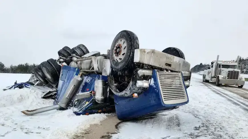 Snow Squalls Strike Kingston-Belleville, Forcing 401 Highway Closures
