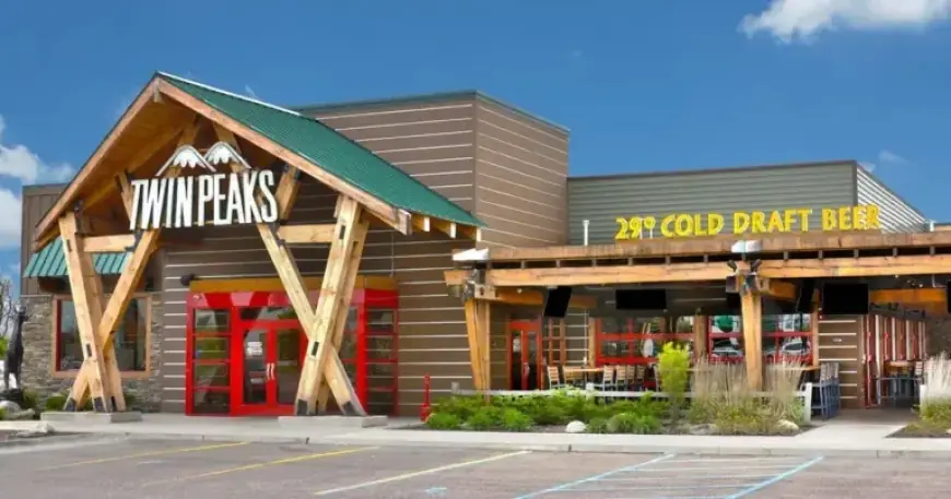 Twin Peaks Restaurants Stay Open Despite Bankruptcy Filing