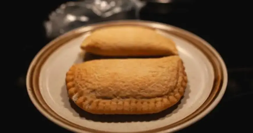 E. coli Contamination in Pizza Pops Linked to 7 Hospitalizations: Data Reveals