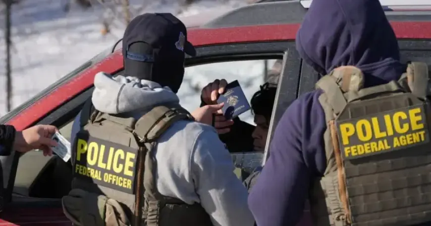 ICE Agent Blocked from Entering Ecuadorian Consulate in Minneapolis