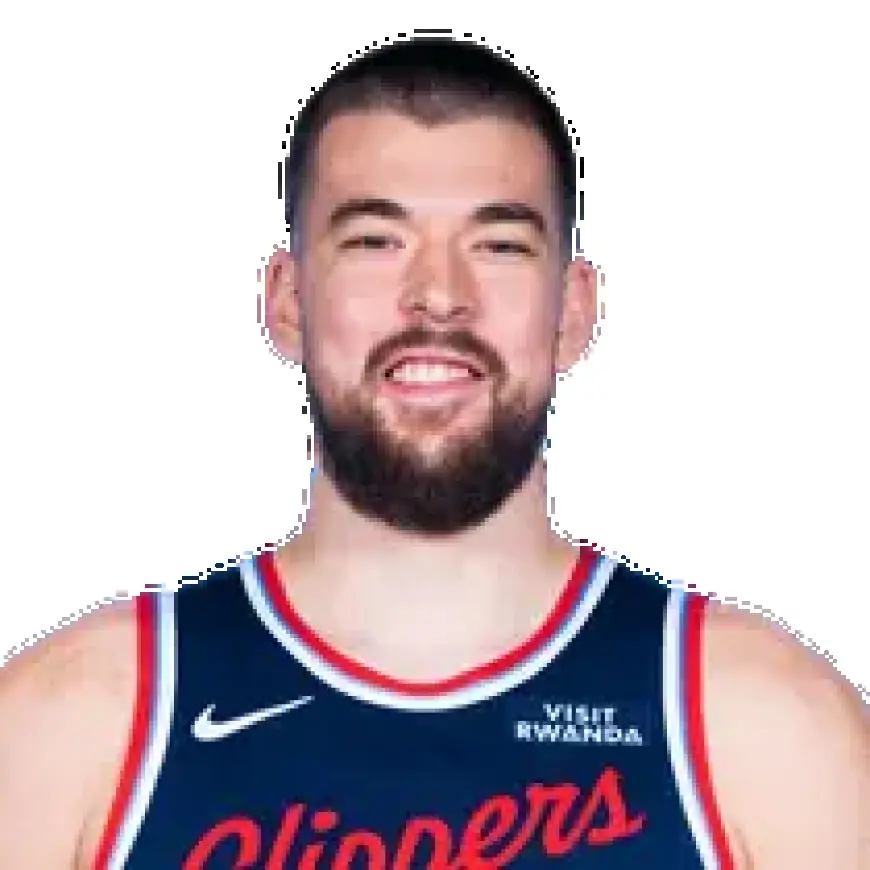 Ivica Zubac Dominates with Season-High 19 Rebounds in Victory