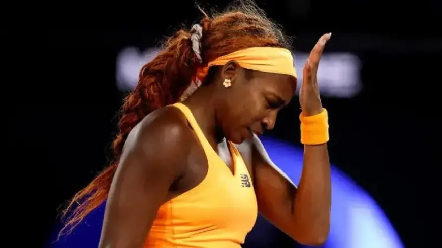 Coco Gauff Frustratedly Smashes Racket After Australian Open Quarterfinal Collapse