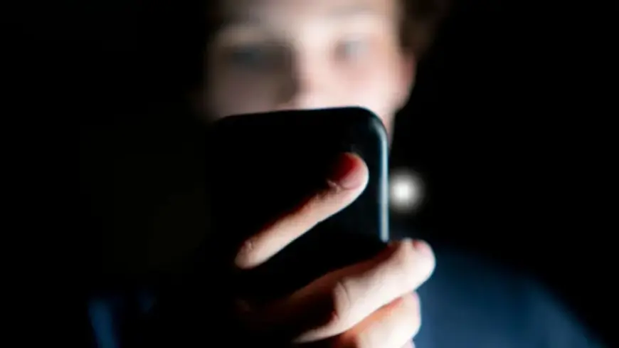 iPhone and Android Users Face Porn Ban Starting February 2