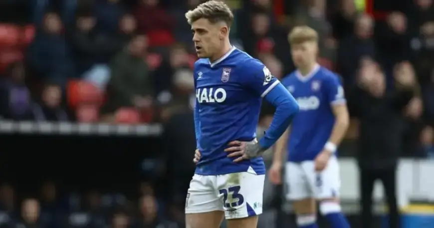 Town Rejects Derby’s Offer for Sammie Szmodics