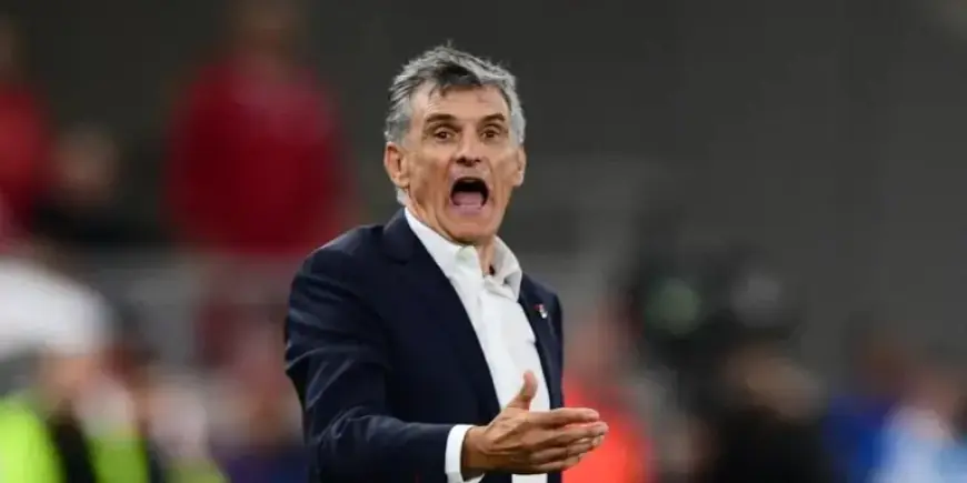 Olympiakos Aims Full-Strength Lineup Against Amsterdam Opposition