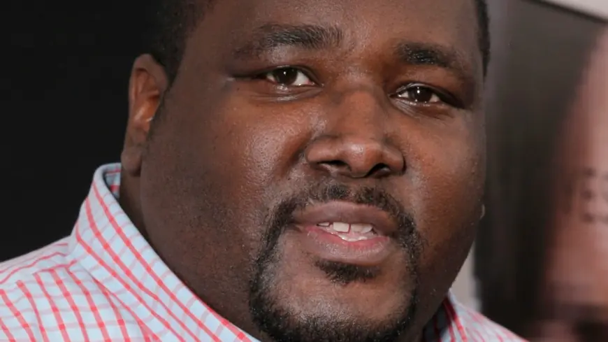 Quinton Aaron Hospitalized and on Life Support After Severe Blood Infection, Family Says