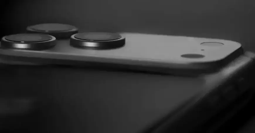 Leaker Claims iPhone 18 to Feature Enhanced Telephoto Lens
