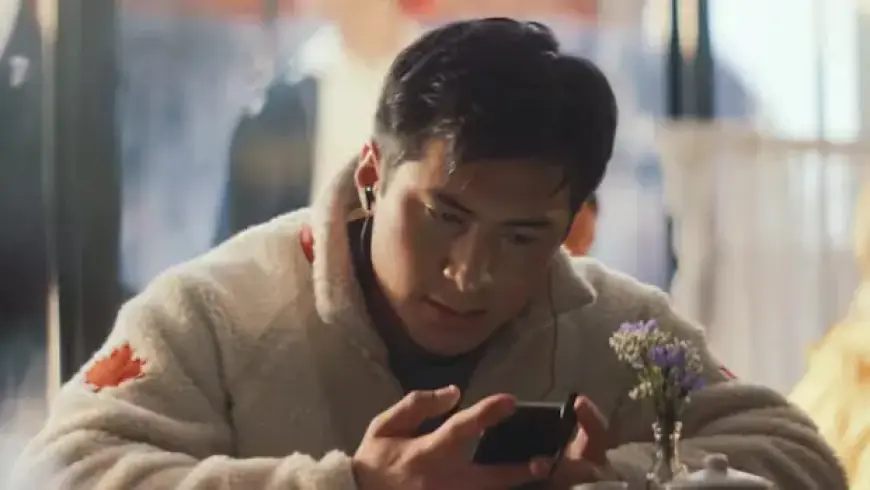 Shane’s Team Canada Fleece Debuts Amid Girl Skateboards Rivalry