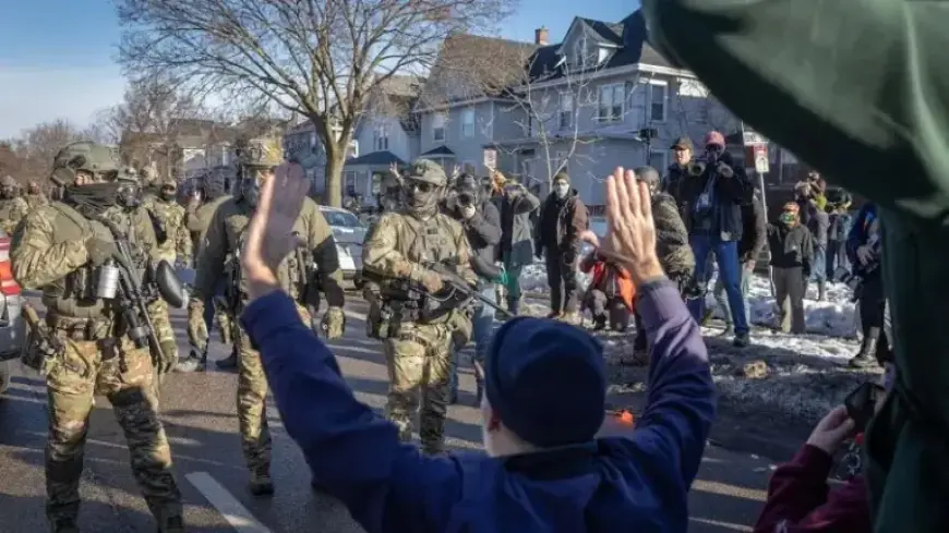 Minneapolis Residents Reveal Experiences of ICE Presence on Streets