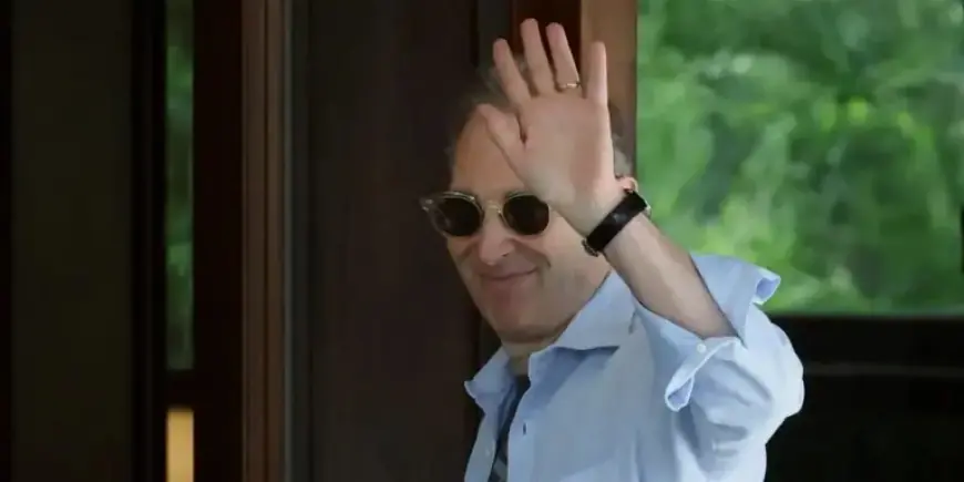 Amazon Execs Frame Layoffs as ‘World’s Largest Startup’ Transformation, Internal Memos Reveal