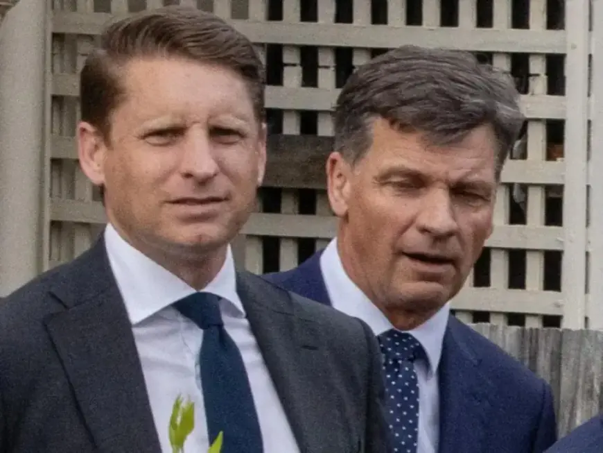 Taylor and Hastie Host Crucial Liberal Leadership Summit