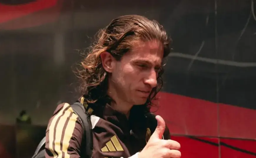 Filipe Luís Aims to Break São Paulo vs Flamengo Streak as Young Coach Sets Record