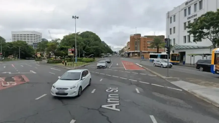 Alert Issued After Suspicious Item Discovered in CBD