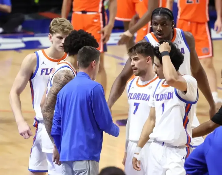 Gators Aim for Comeback Against South Carolina