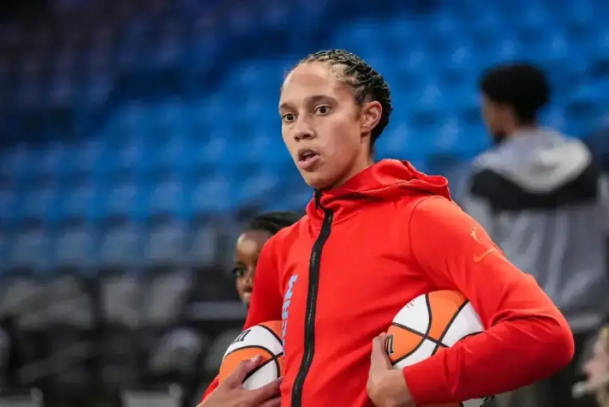 Brittney Griner’s Controversial ICE-Russia Prison Comparison Draws Criticism