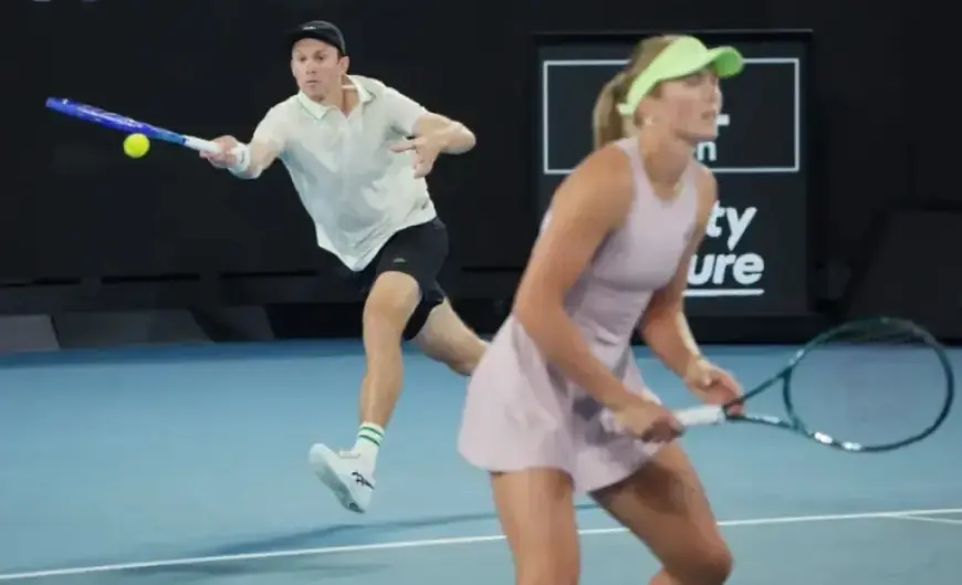 Gadecki, Peers Poised to Defend Australian Open Mixed Doubles Title