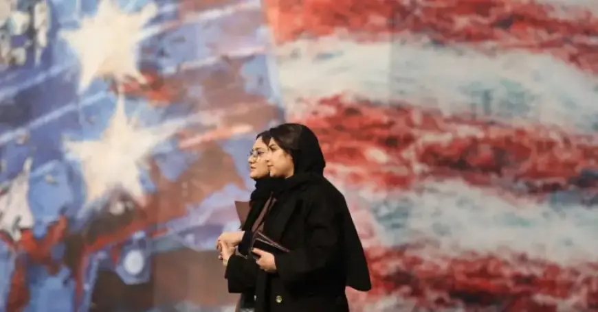 Trump Considers Strikes on Iran to Rekindle Protests, Sources Reveal