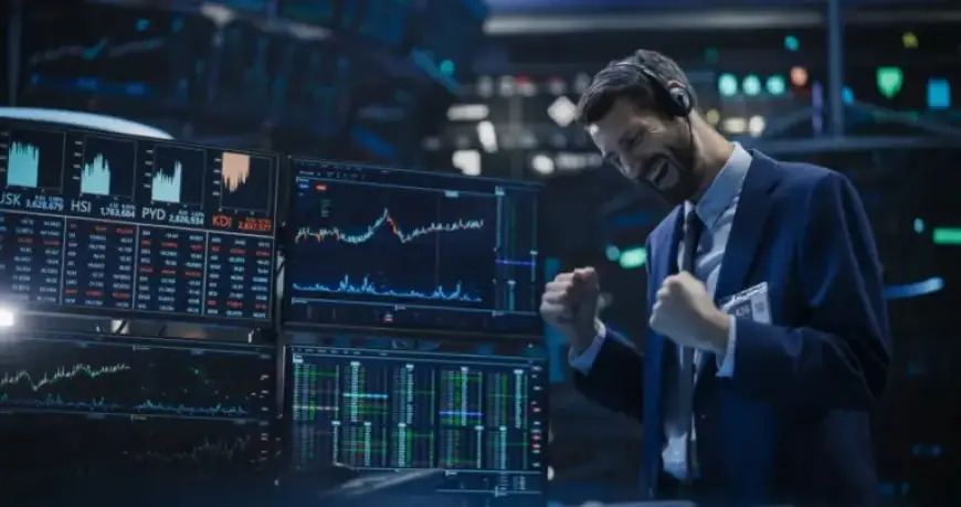 Consider Buying Palantir Stock Ahead of Q4 Report