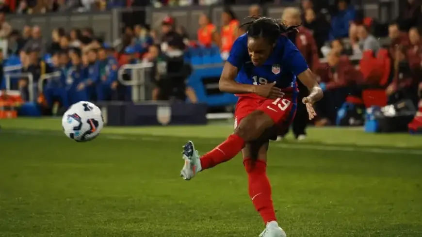 USWNT Star Crystal Dunn Retires at 33
