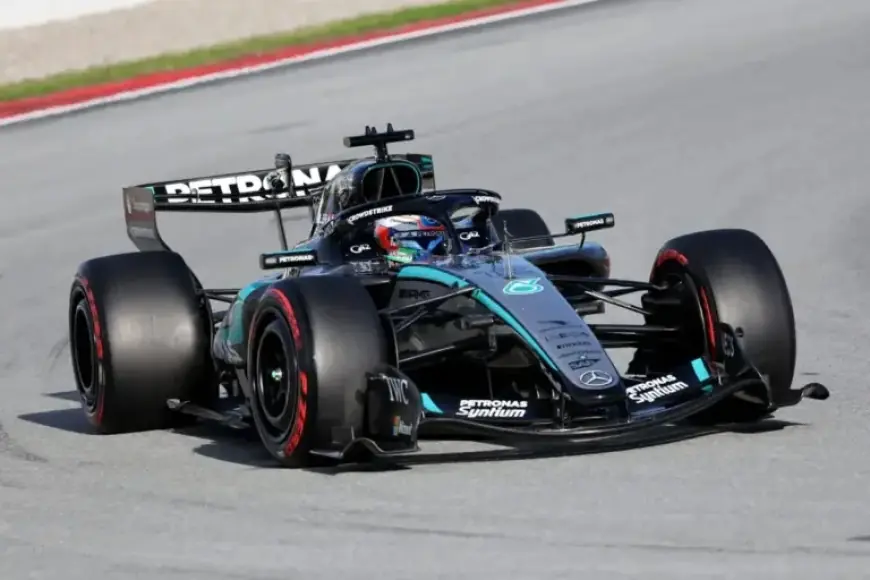 Mercedes Sets Record-Breaking Laptime at F1 Barcelona Test