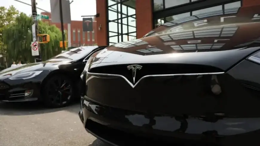 Tesla Halts Model S and X to Focus on Humanoid Robots