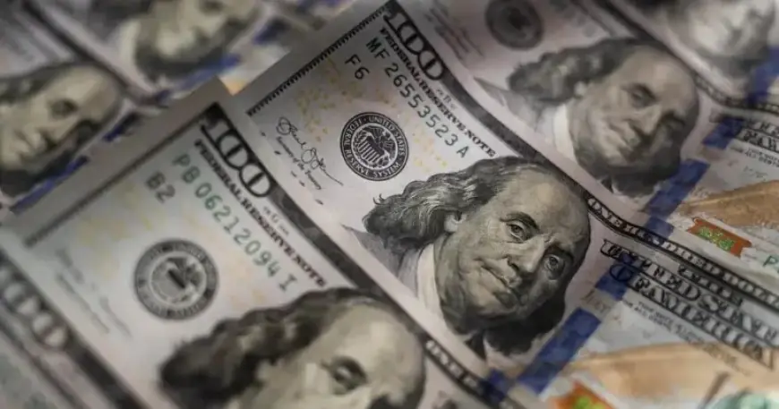 U.S. Dollar Hits Lowest Level in 4 Years: Discover the Reasons