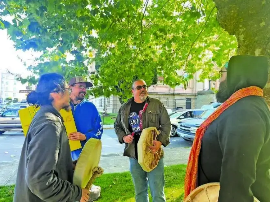 ICE Detains Oglala Sioux Members at Historic Fort Snelling Site