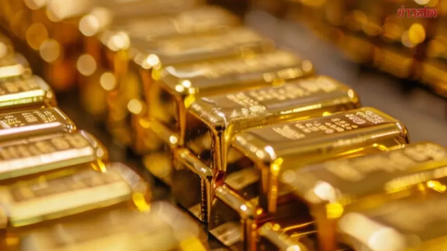 Gold Price Today: Gold and Silver Sink on a Stronger Dollar and Rate Jitters After a Record Run