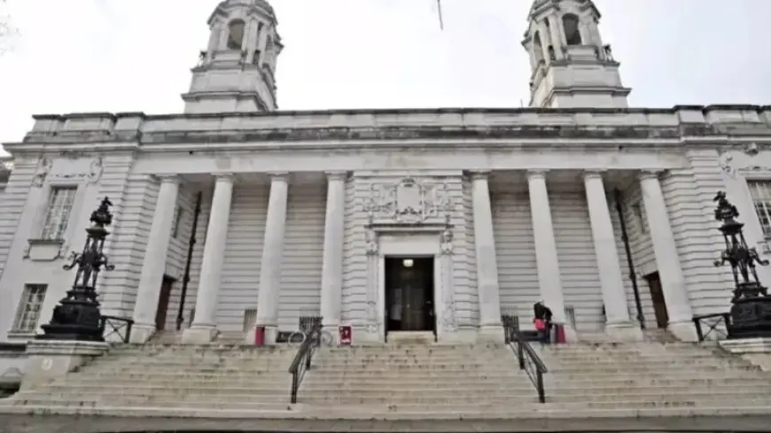 Convicted Paedophile Found with Hundreds of Indecent Images, Discussed Abuse Online