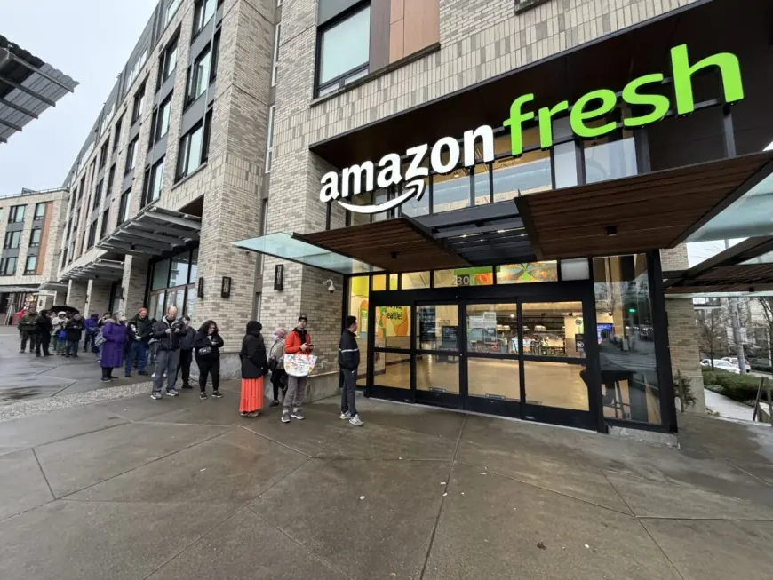 Amazon Fresh physical stores set to close Feb. 1 as Amazon pivots to Whole Foods