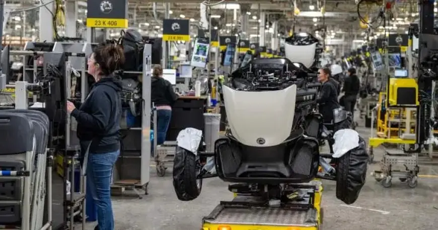 Canada’s Latest GDP Report Shows Zero Growth, Says StatCan