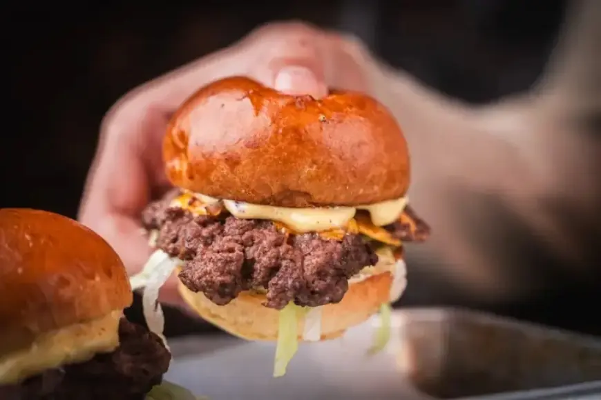 Popular Burger Chain Declared America’s Worst, Garnering Harsh Reviews