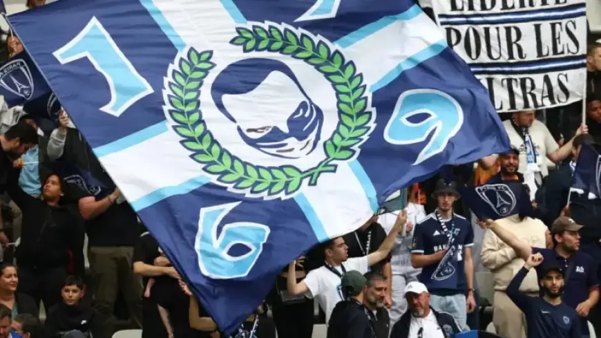 Paris FC Supporters Question: How Many Divisions for Ligue 1?