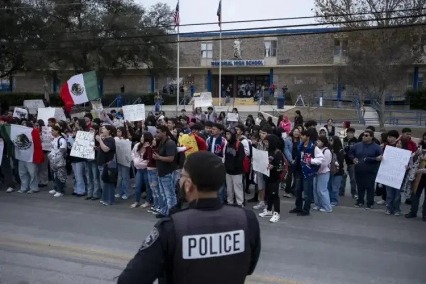 Texas Students Stage Walkout to Protest ICE-Related Deaths