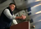 Mike Vrabel Wins Coach of the Year Award
