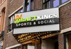 DraftKings Stock Drops Following Weak Revenue Forecast (DKNG:NASDAQ)