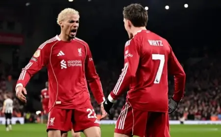 Hugo Ekitike Scores Twice in 138 Seconds Against Newcastle