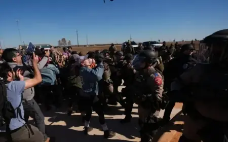 Judge Orders Release of Father and 5-Year-Old from ICE Detention