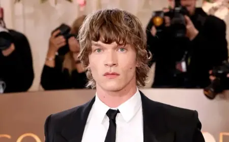 ‘Heated Rivalry’ Star Connor Storrie to Debut on ‘Saturday Night Live’