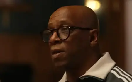Ian Wright Responds Strongly to Paul Scholes’ Arsenal Claim on Man United Champions
