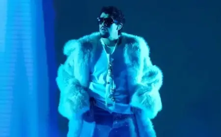 “Bad Bunny Poised to Shine at Low-Drama Grammys”