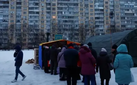 Russian Energy Terror: 3,500 Blocks in Kyiv Fight Heating Crisis