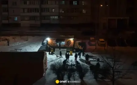 Serious Ukrainian Energy Crisis Halts Kyiv Metro Operations