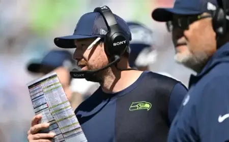 Raiders Aim to Appoint Seahawks’ Klint Kubiak as Head Coach